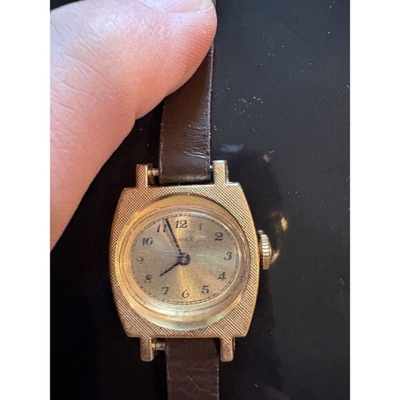 Vintage Timex Electric Gold Tone St Steel Womens Wrist Watch Bundle - Picture 8 of 11